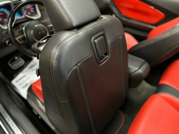 chevrolet-camaro-bensin-2011-big-41