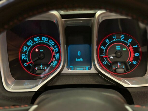 chevrolet-camaro-bensin-2011-big-27