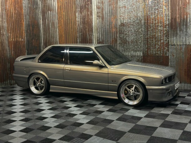 bmw-3-serie-bensin-1986-big-3
