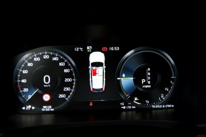 volvo-v90-plug-in-petrol-2019-big-19