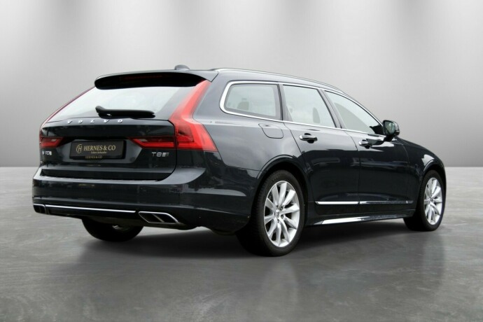 volvo-v90-plug-in-petrol-2019-big-4