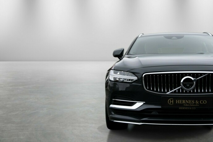 volvo-v90-plug-in-petrol-2019-big-3