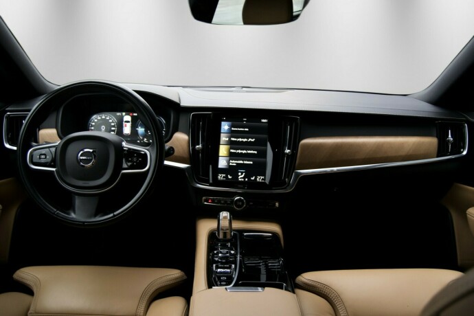 volvo-v90-plug-in-petrol-2019-big-14