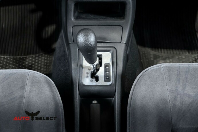 peugeot-306-bensin-1999-big-25