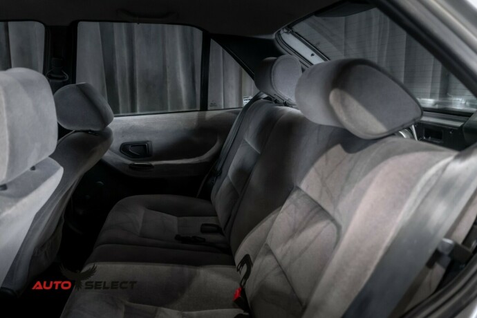 peugeot-306-bensin-1999-big-9