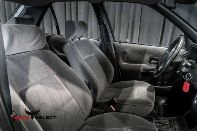 peugeot-306-bensin-1999-big-18