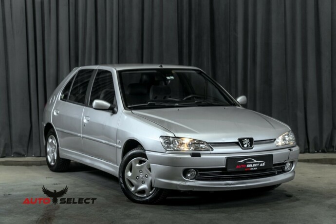 peugeot-306-bensin-1999-big-0