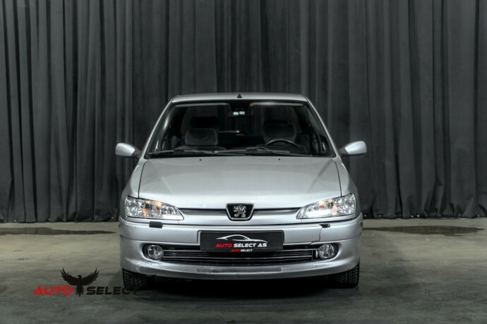 peugeot-306-bensin-1999-big-1