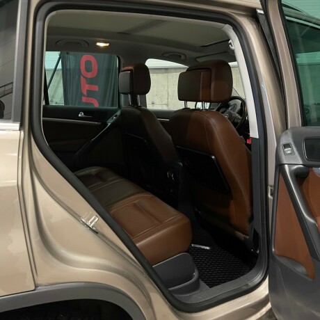 volkswagen-tiguan-diesel-2012-big-13
