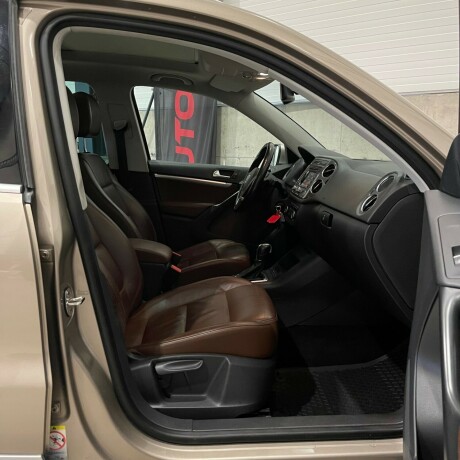 volkswagen-tiguan-diesel-2012-big-17