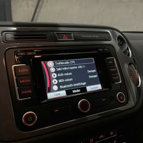 volkswagen-tiguan-diesel-2012-big-35