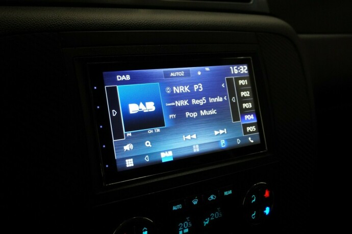 chevrolet-tahoe-bensin-2011-big-39