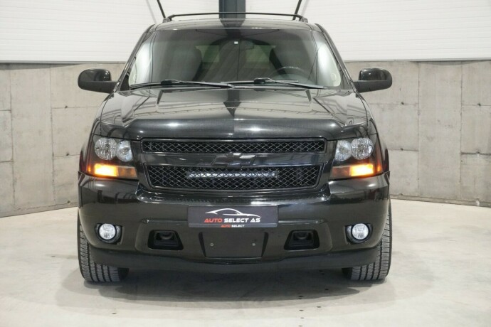 chevrolet-tahoe-bensin-2011-big-5