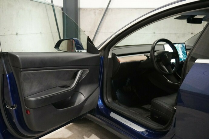 tesla-model-3-elektrisitet-2019-big-19