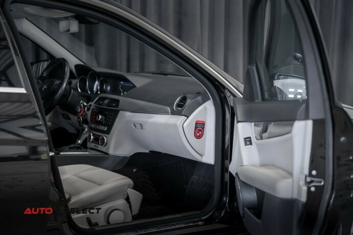 mercedes-benz-c-klasse-diesel-2012-big-18