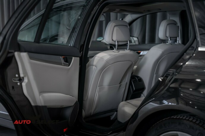 mercedes-benz-c-klasse-diesel-2012-big-15