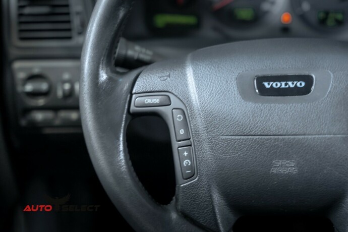 volvo-v70-diesel-2002-big-25