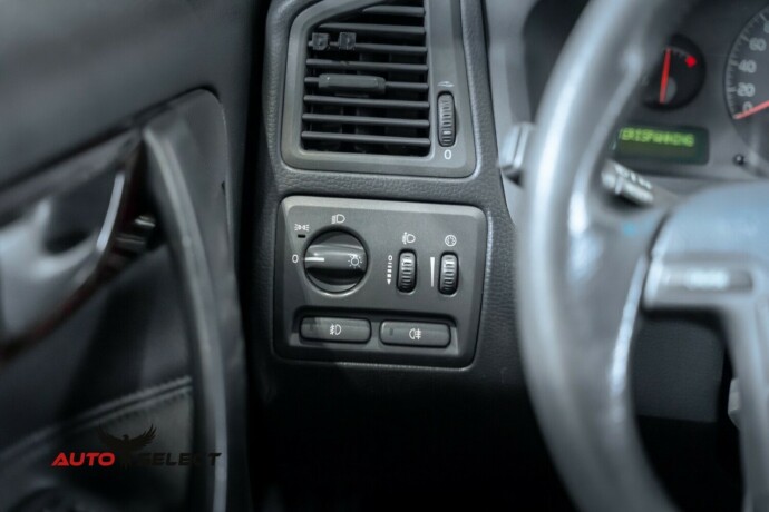 volvo-v70-diesel-2002-big-24