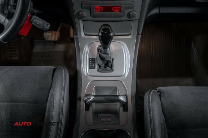 ford-s-max-diesel-2010-big-35
