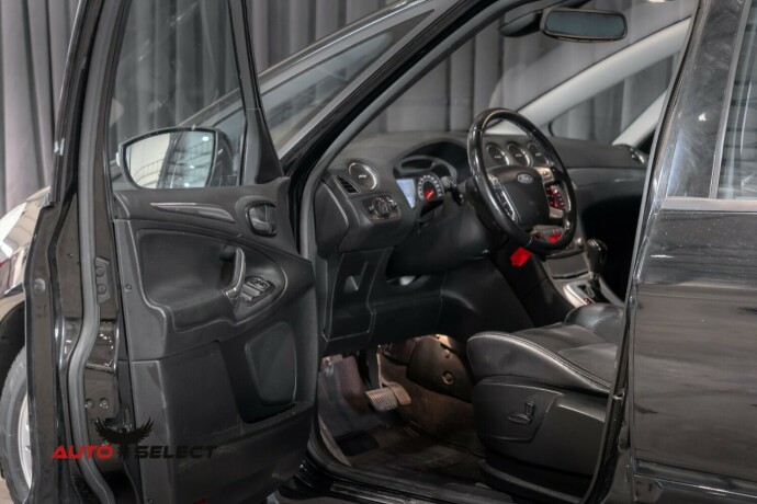 ford-s-max-diesel-2010-big-22