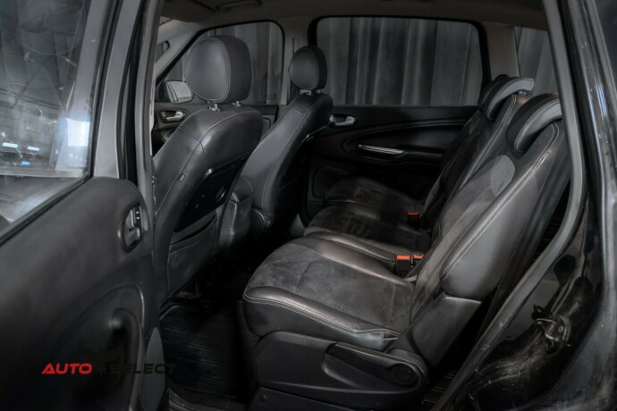 ford-s-max-diesel-2010-big-17