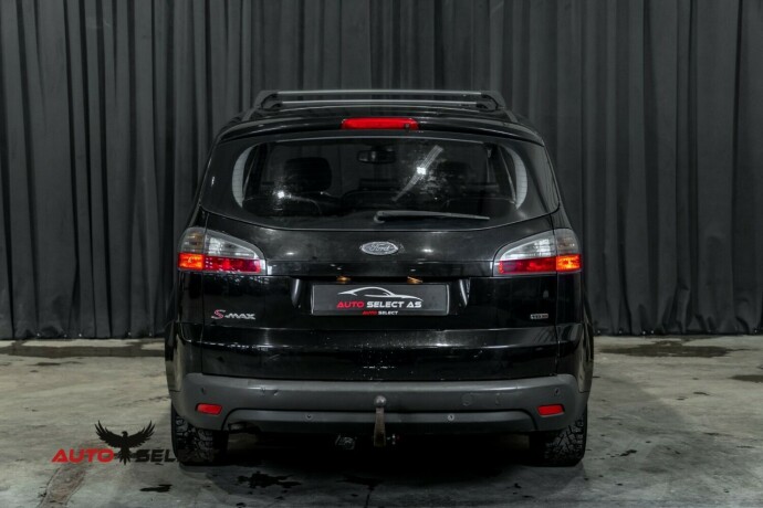 ford-s-max-diesel-2010-big-9