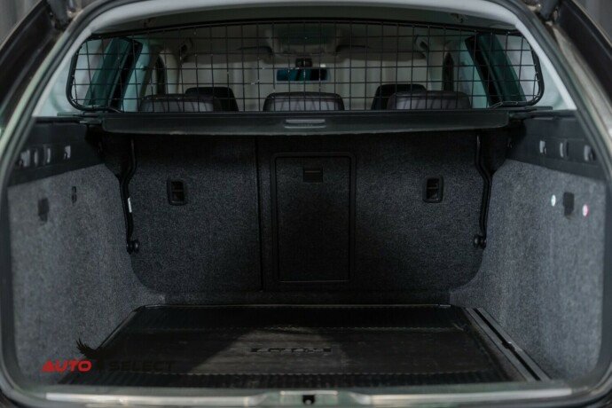 skoda-superb-diesel-2012-big-9