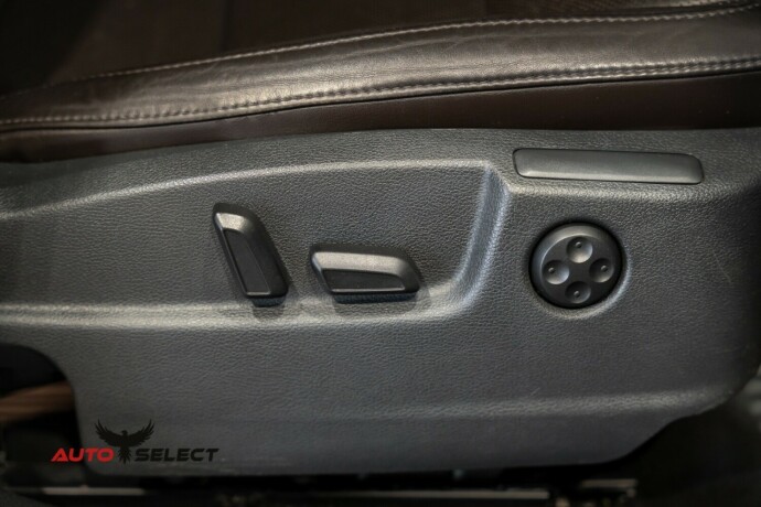 skoda-superb-diesel-2012-big-16