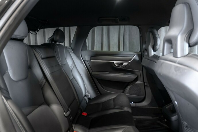 volvo-v90-cross-country-diesel-2017-big-18