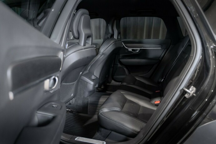 volvo-v90-cross-country-diesel-2017-big-24