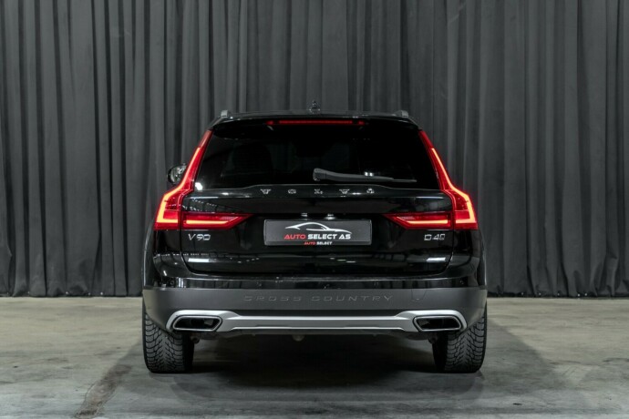 volvo-v90-cross-country-diesel-2017-big-10