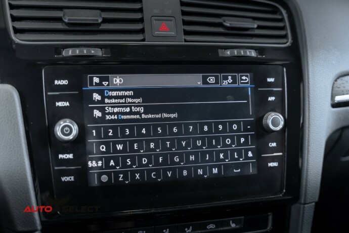 volkswagen-golf-bensin-2017-big-45