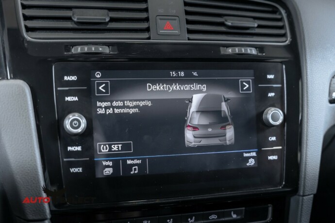 volkswagen-golf-bensin-2017-big-43