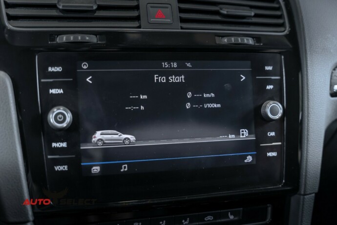 volkswagen-golf-bensin-2017-big-42