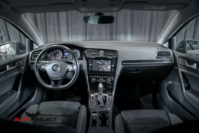 volkswagen-golf-bensin-2017-big-26