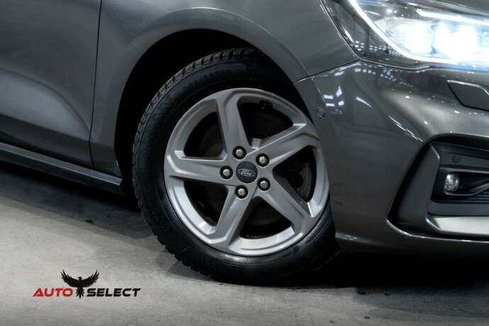 ford-focus-bensin-2019-big-5