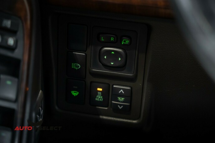 toyota-land-cruiser-diesel-2010-big-30