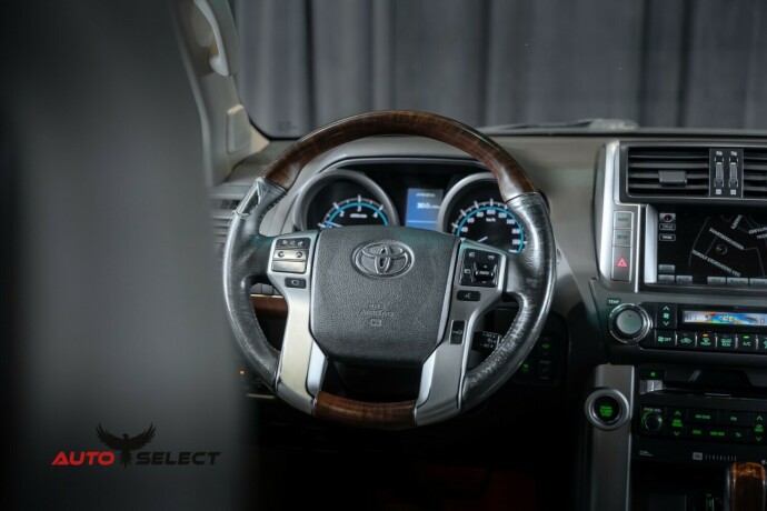 toyota-land-cruiser-diesel-2010-big-28