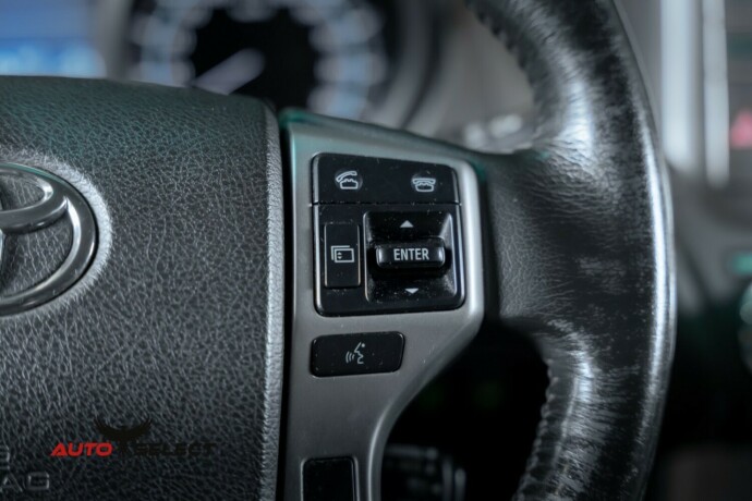 toyota-land-cruiser-diesel-2010-big-33