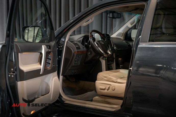 toyota-land-cruiser-diesel-2010-big-23