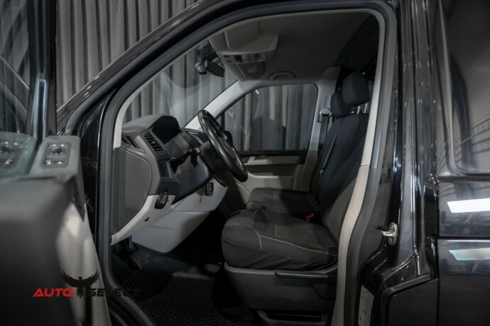 volkswagen-transporter-diesel-2019-big-20