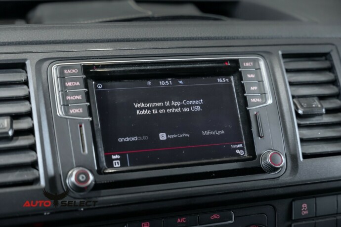 volkswagen-transporter-diesel-2019-big-39