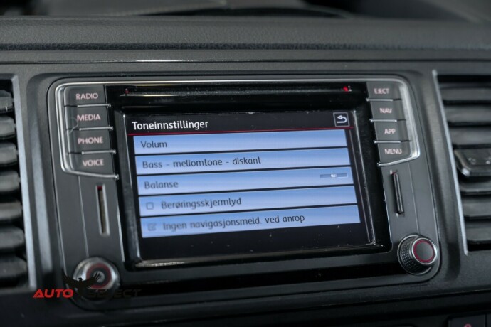 volkswagen-transporter-diesel-2019-big-32