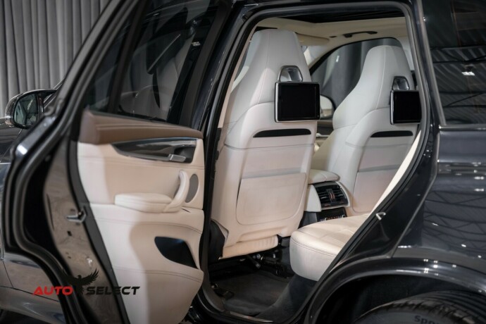 bmw-x5-m-bensin-2016-big-25