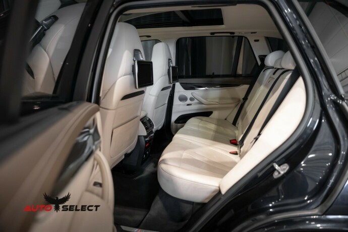 bmw-x5-m-bensin-2016-big-27