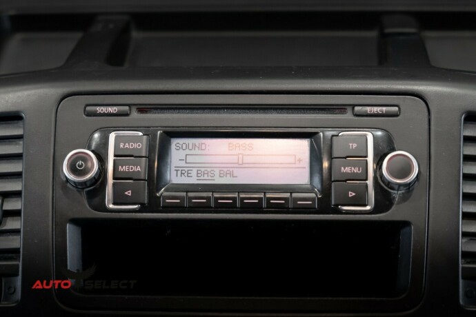 volkswagen-caravelle-diesel-2011-big-29