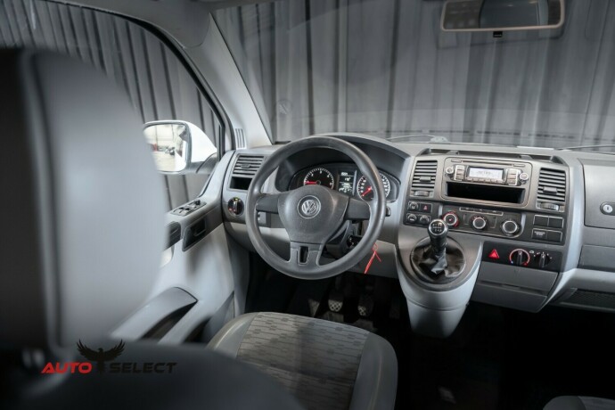 volkswagen-caravelle-diesel-2011-big-21