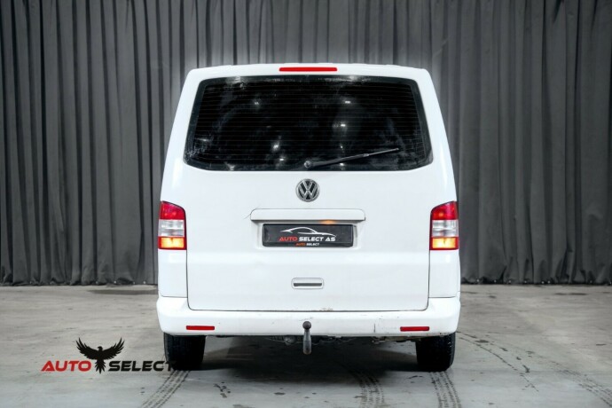volkswagen-caravelle-diesel-2011-big-8