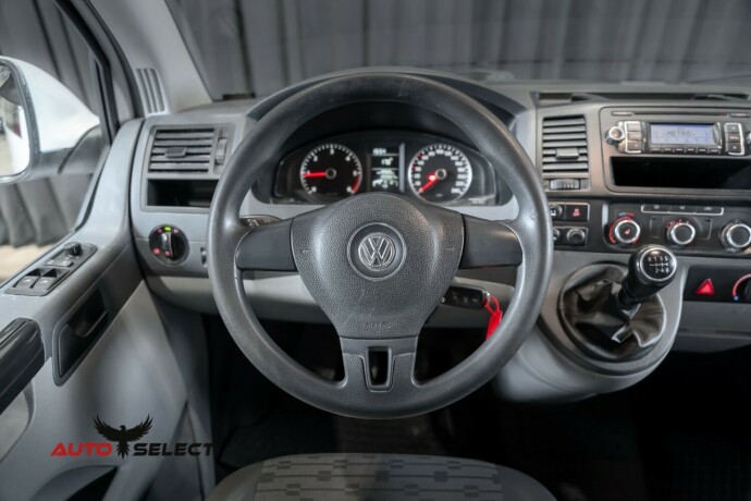 volkswagen-caravelle-diesel-2011-big-22