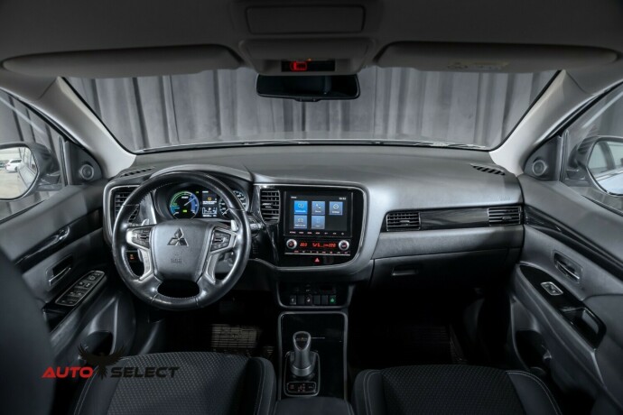 mitsubishi-outlander-elektrisitetbensin-2020-big-31